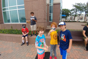 Geocaching in Federal Hill - August 2021